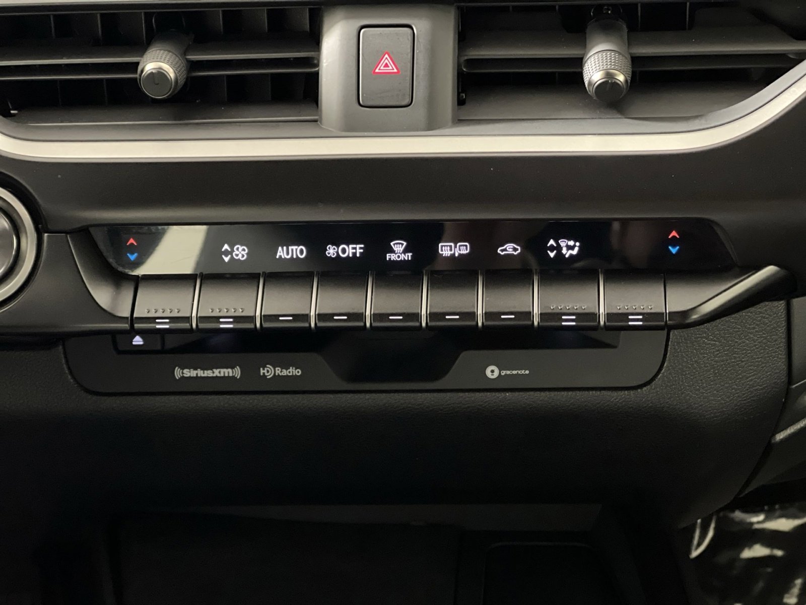 Used 2022 Lexus UX 200 w/ Accessory Package (Z2) image 20