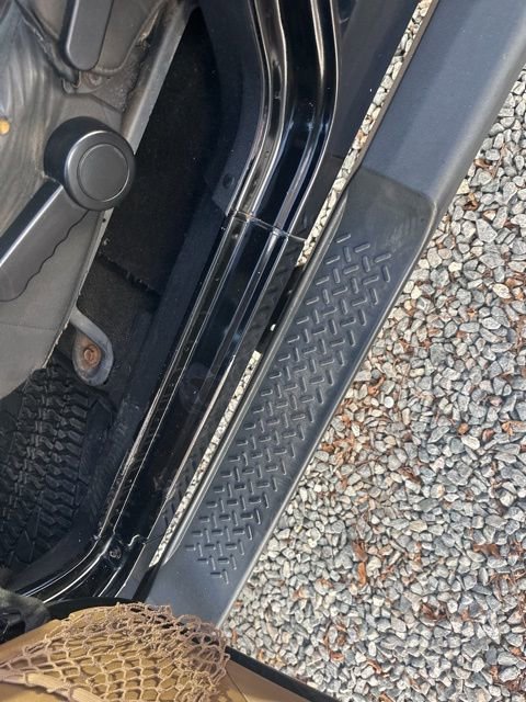 Used 2012 Jeep Wrangler Unlimited Sahara w/ Connectivity Group image 10