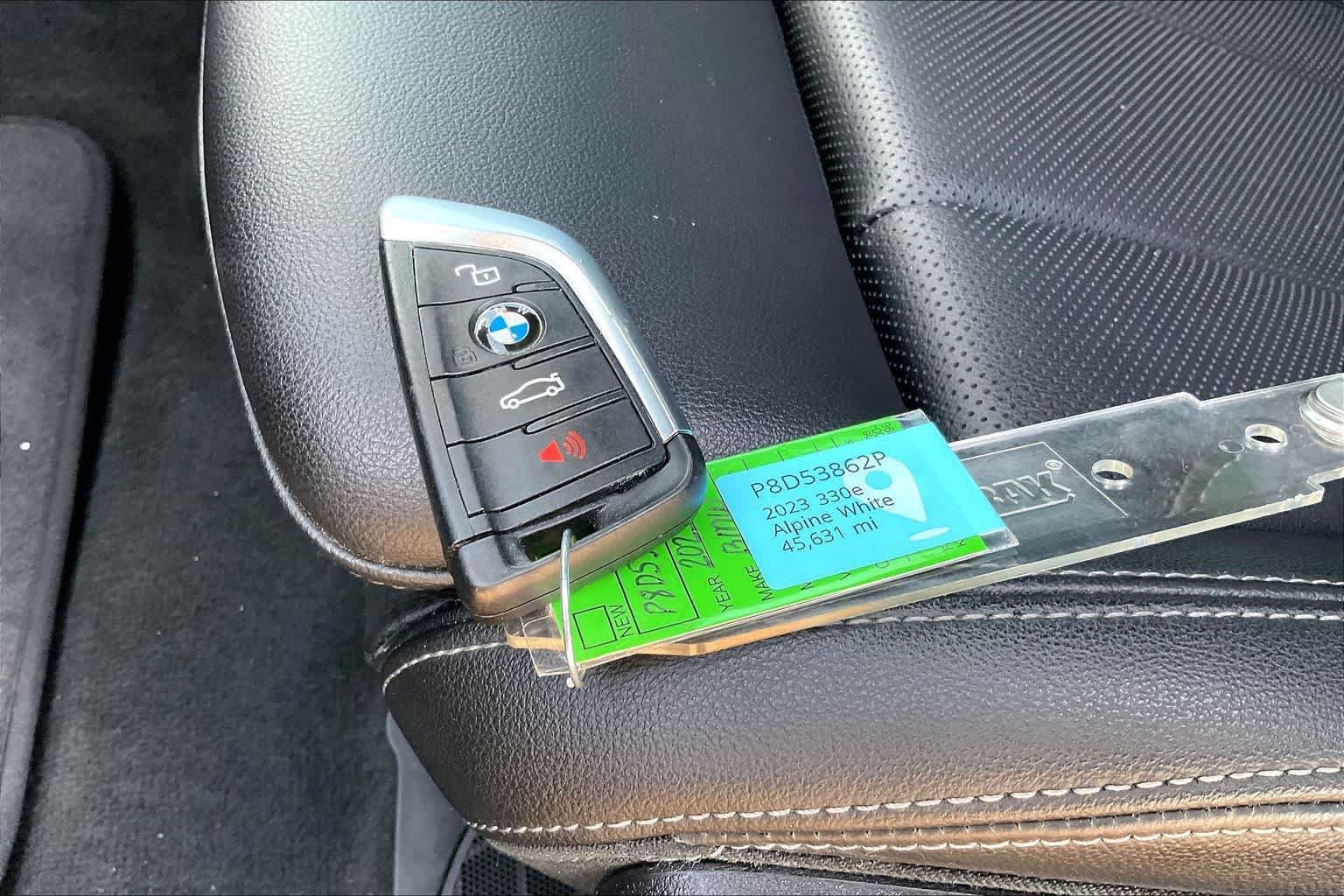 Used 2022 BMW 330e xDrive AWD/4WD image 19