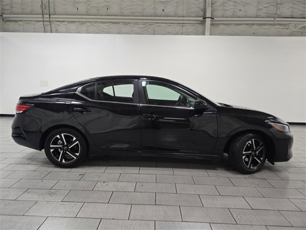 Used 2024 Nissan Sentra SV image 14