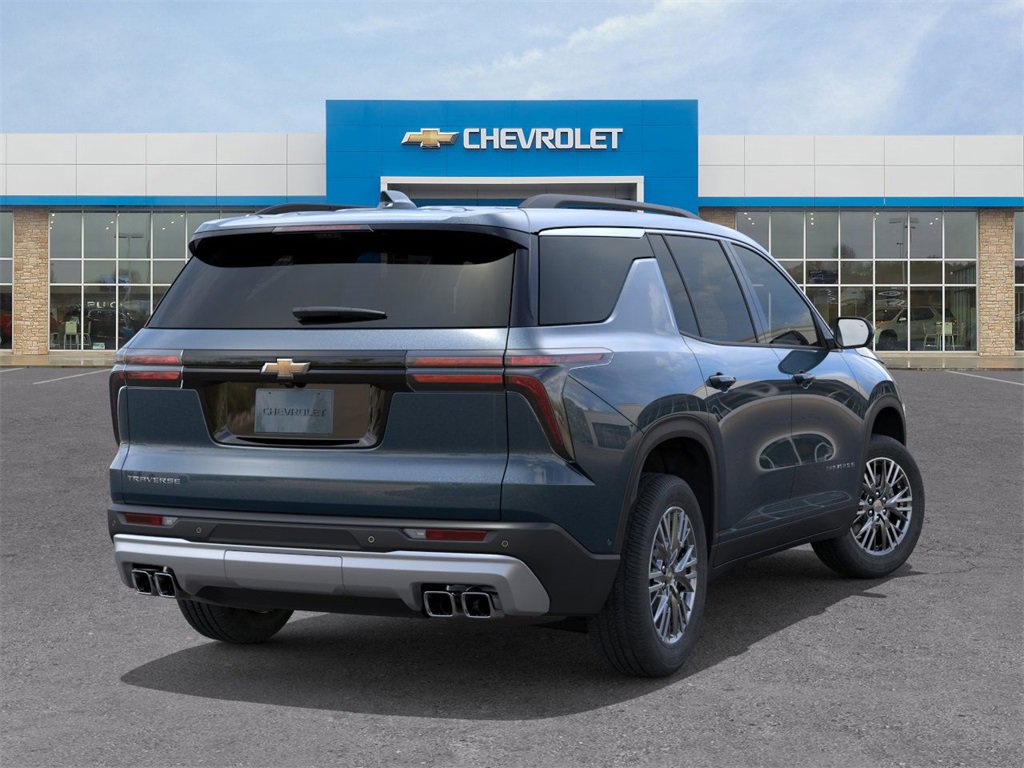 New 2026 Chevrolet Traverse LT w/ Driver Confidence Package image 4