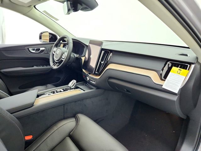 New 2026 Volvo XC60 B5 Ultra w/ Climate Package image 13