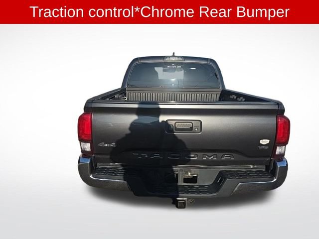 Used 2019 Toyota Tacoma SR5 AWD/4WD image 5