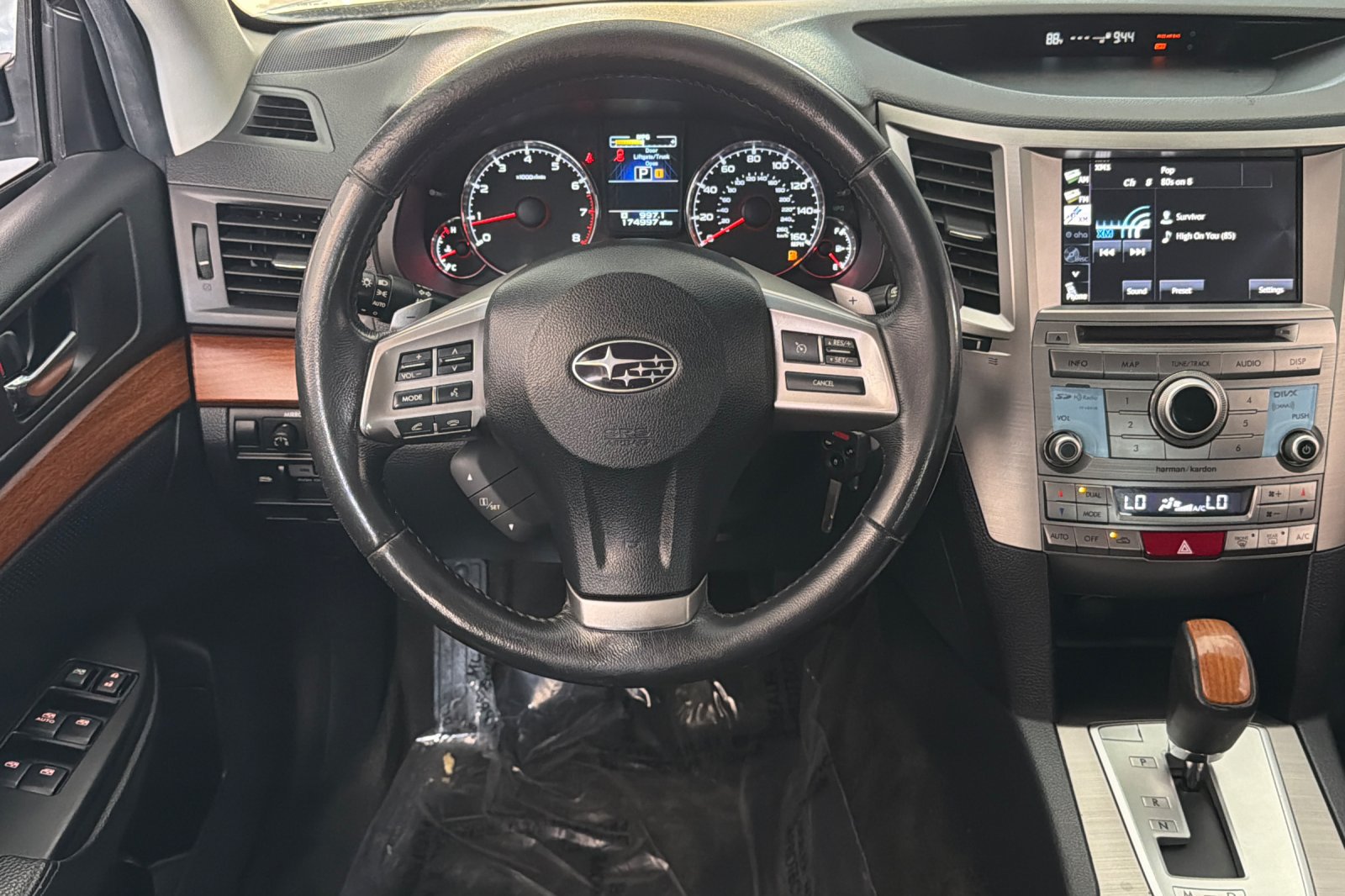 Used 2013 Subaru Outback 3.6R Limited AWD/4WD image 12