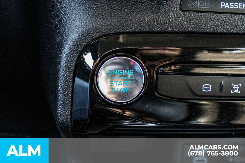 Used 2023 Ford Escape SE image 29