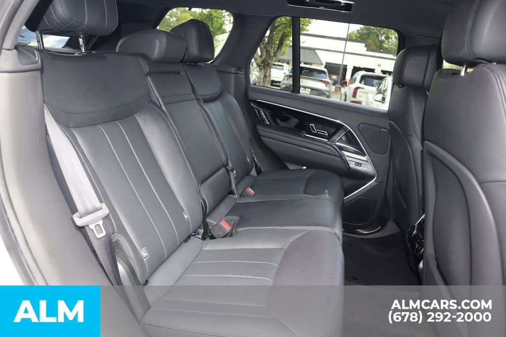 Used 2023 Land Rover Range Rover SE image 27