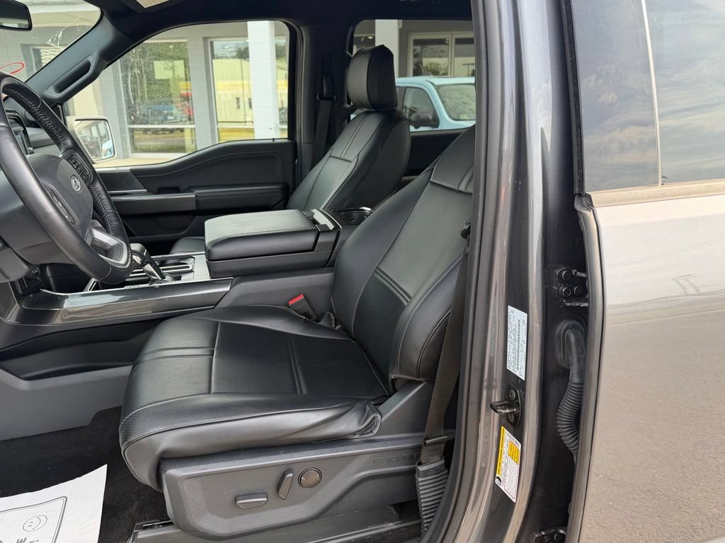 Used 2022 Ford F150 XLT w/ Equipment Group 302A High AWD/4WD image 9
