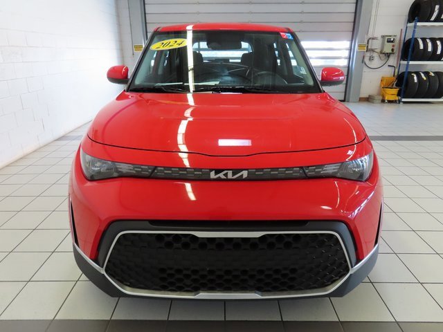 Used 2024 Kia Soul LX w/ Option Group 015 image 17