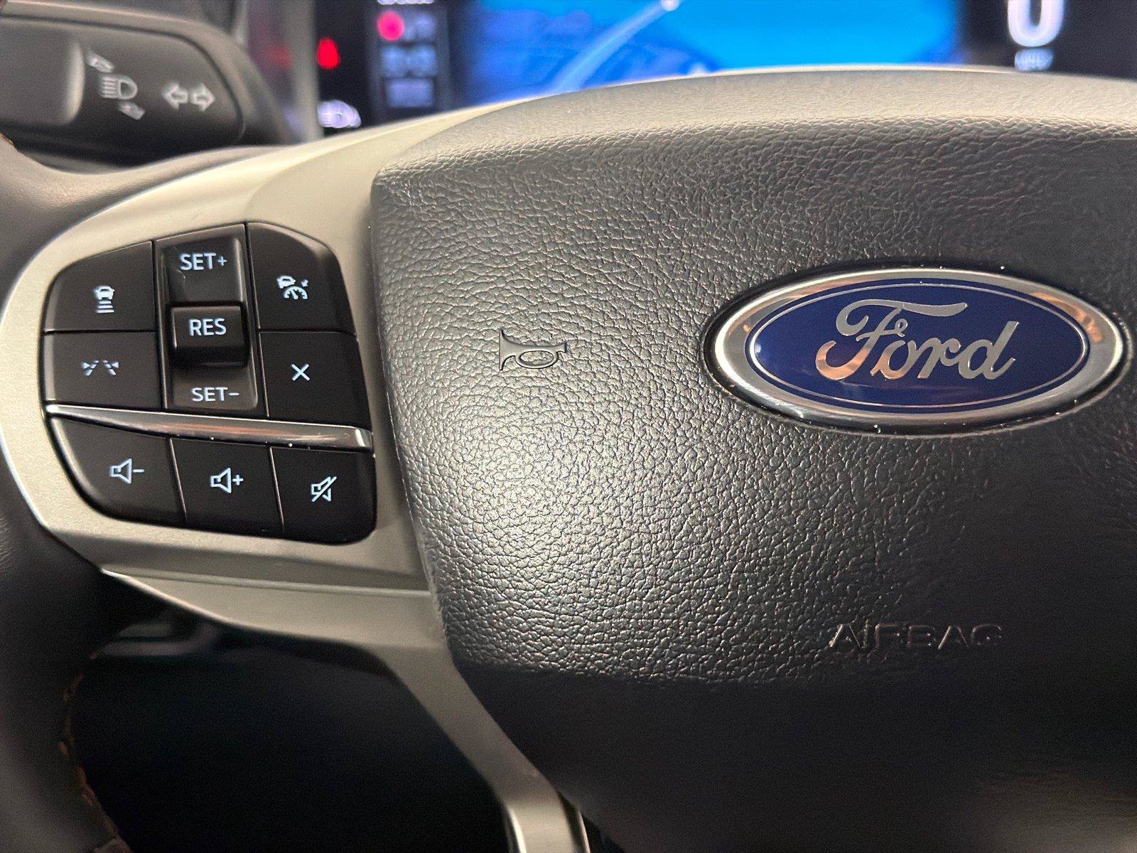 Used 2026 Ford Explorer Active RWD image 27