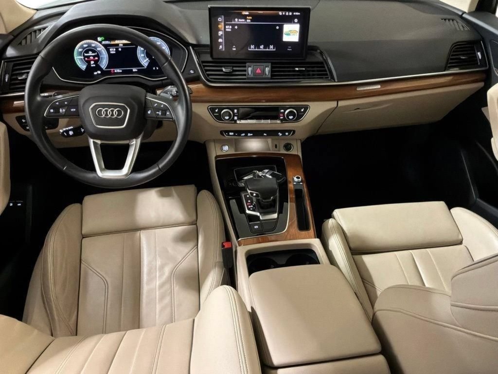 Used 2023 Audi Q5 e Premium w/ Convenience Package AWD/4WD image 9