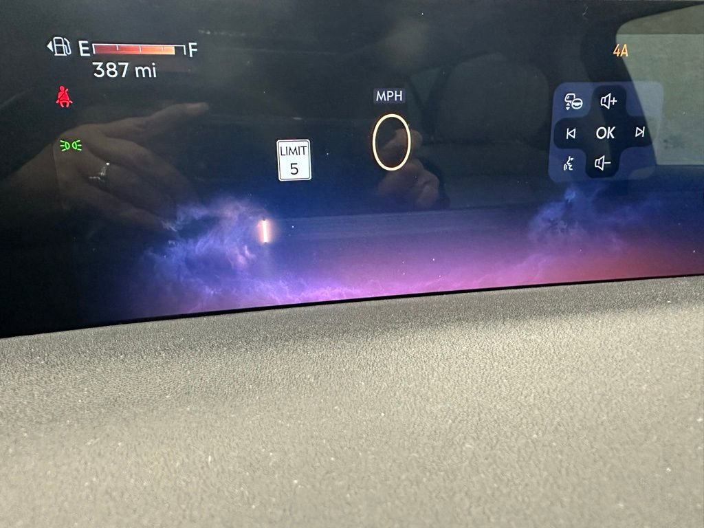 Used 2025 Lincoln Navigator L Reserve image 23