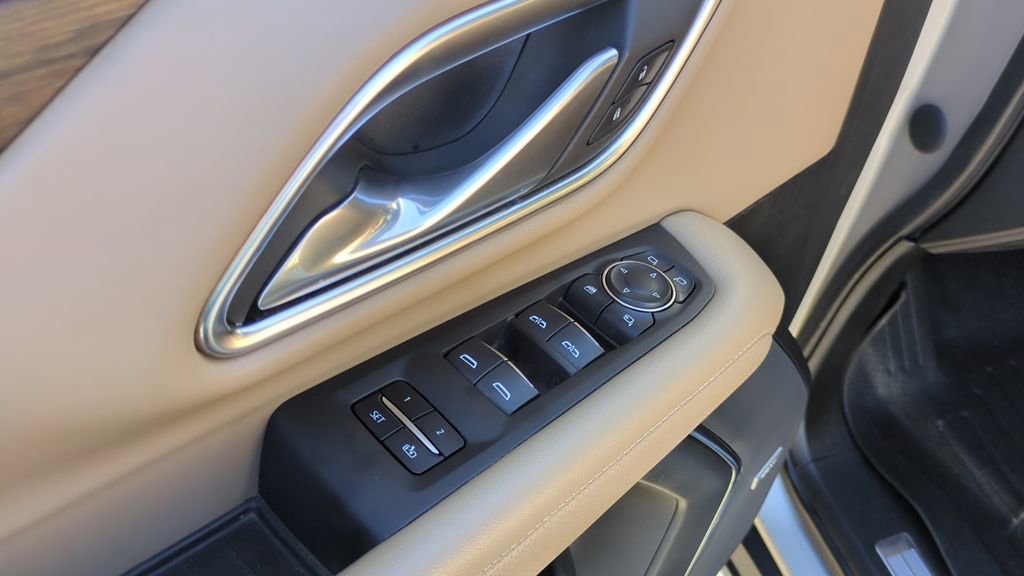 Used 2021 Chevrolet Tahoe Premier w/ Premium Package 2 image 13