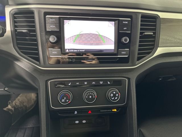Used 2023 Volkswagen Atlas SE image 21