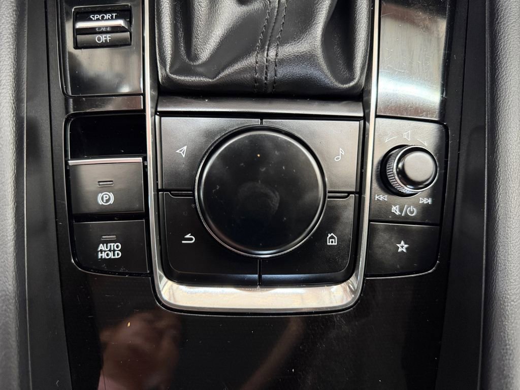 Used 2022 MAZDA MAZDA3 s FWD image 26