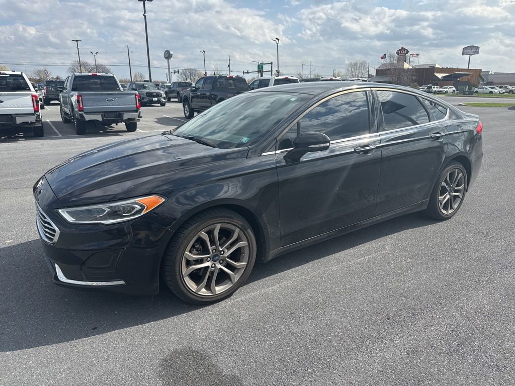 Used 2020 Ford Fusion SEL image 2