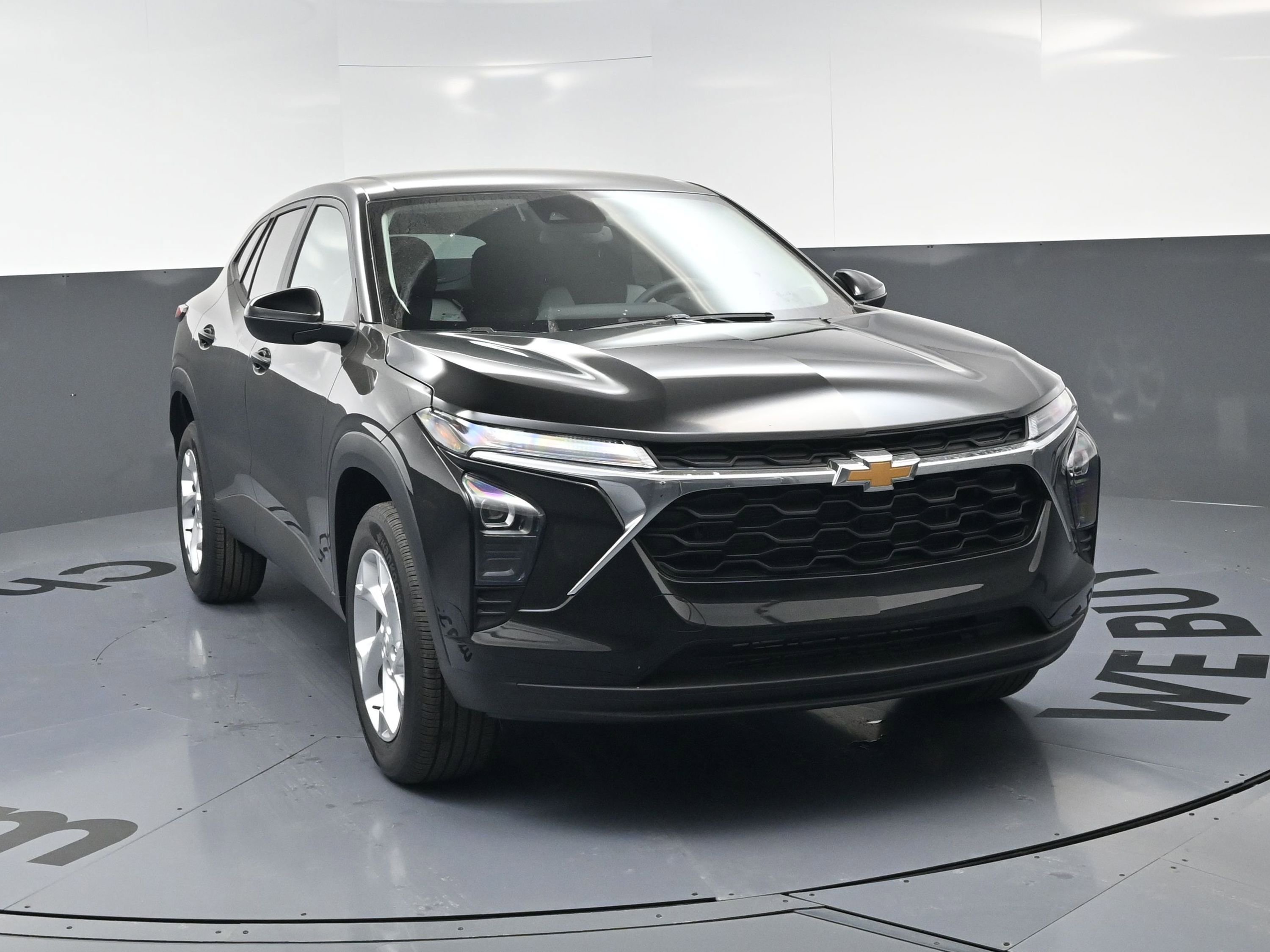 New 2026 Chevrolet Trax LS w/ LS Convenience Package image 3