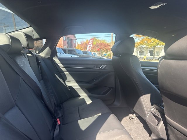 Used 2022 Honda Accord Sport image 21