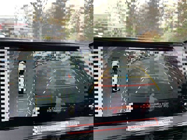 New 2025 Toyota Prius Plug-In Hybrid image 22