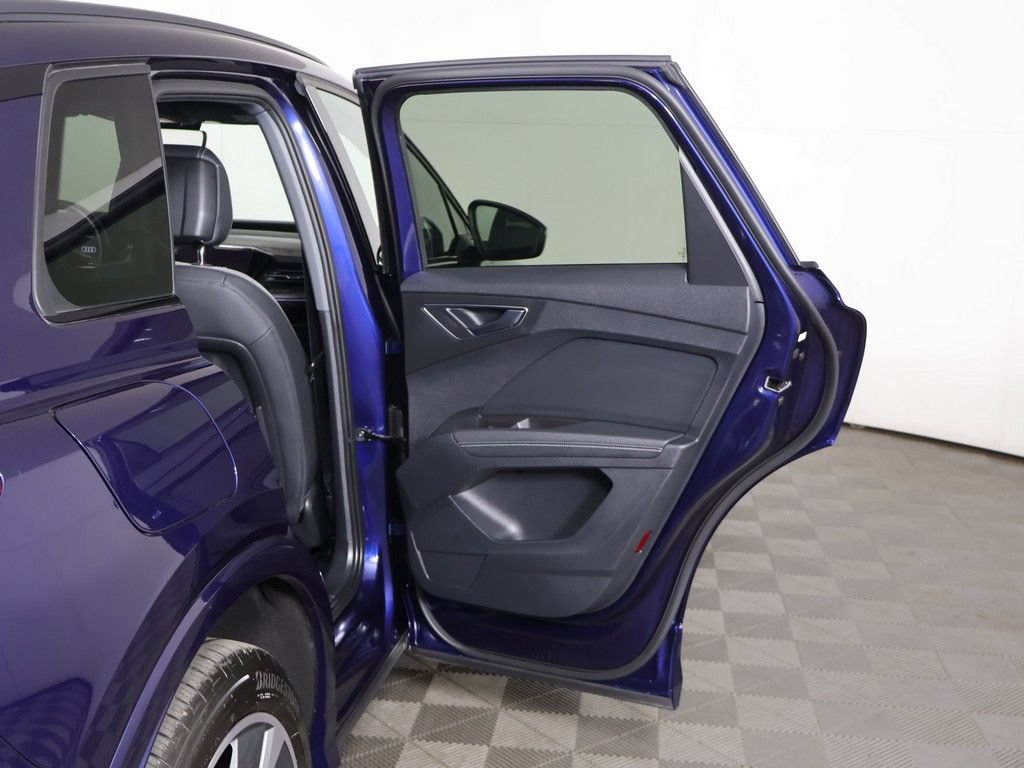 Used 2024 Audi Q4 e-tron Premium Plus AWD/4WD image 25