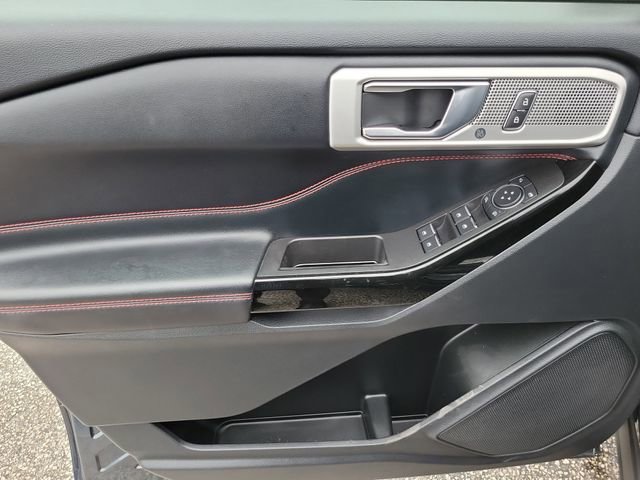 Used 2022 Ford Explorer ST-Line RWD image 16