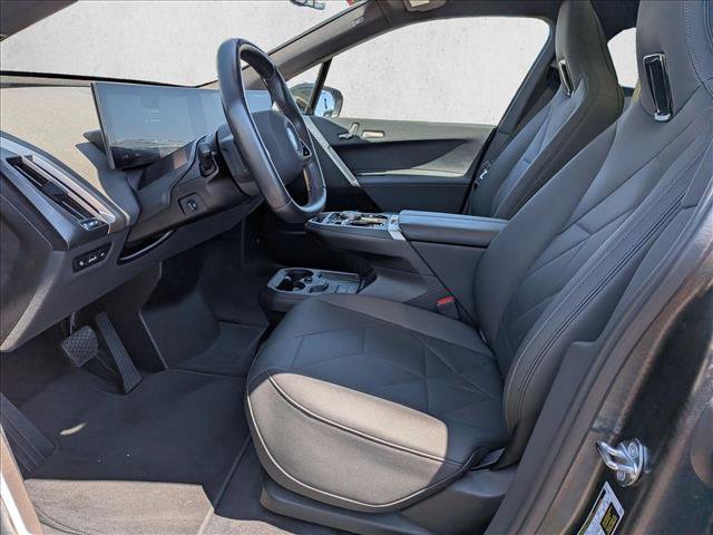 Certified 2024 BMW iX xDrive50 w/ Premium Package AWD/4WD image 17