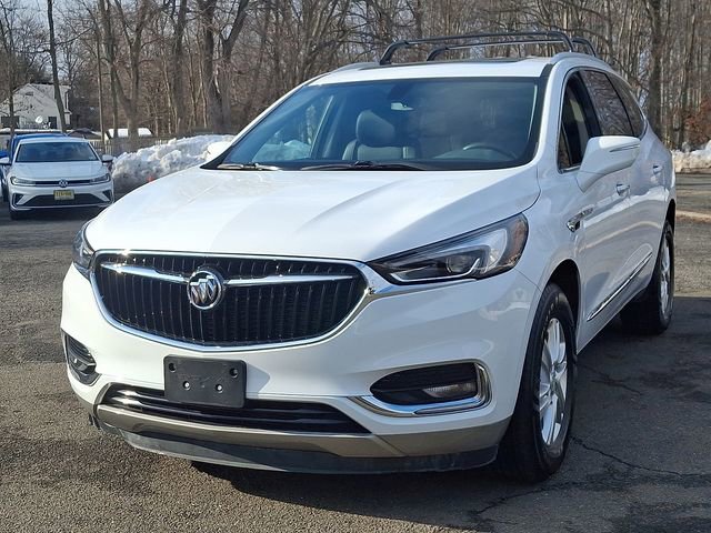 Used 2021 Buick Enclave Essence w/ Sound and Sites Package image 4