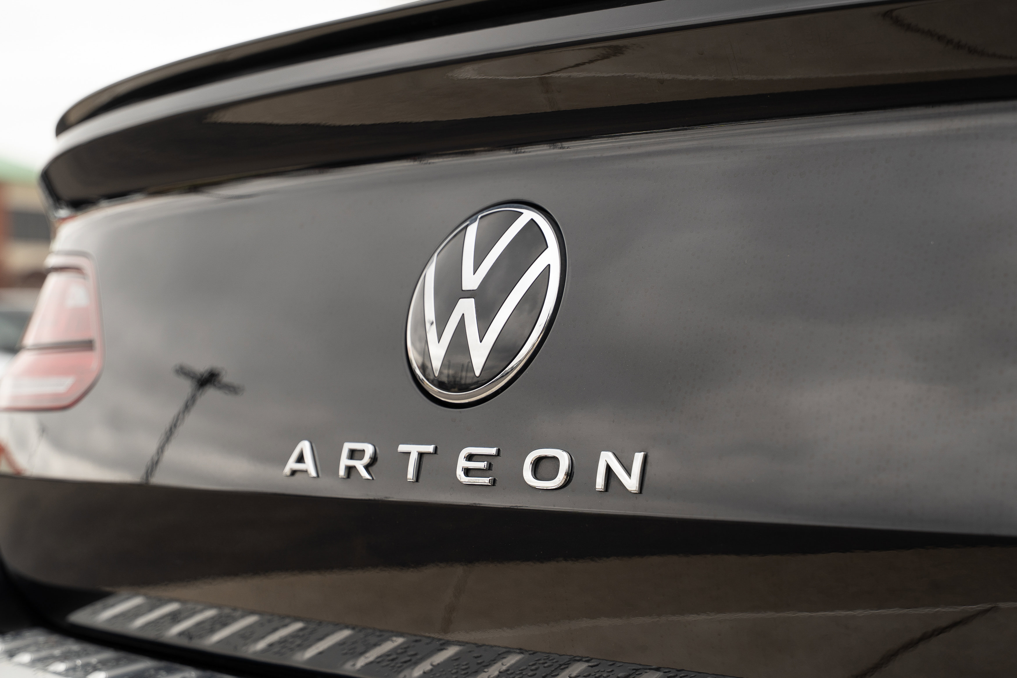 Used 2021 Volkswagen Arteon SEL Premium image 32