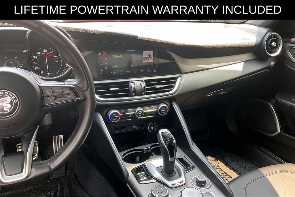 Used 2021 Alfa Romeo Giulia Ti Sport RWD image 8