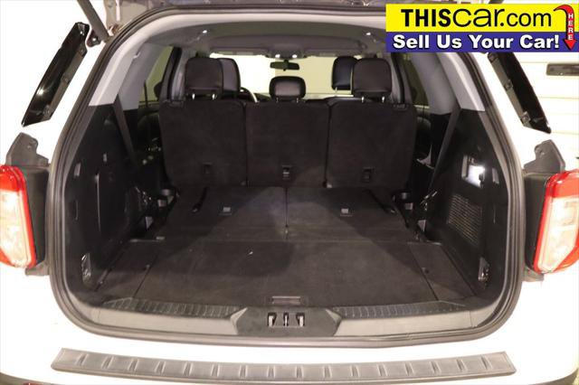 Used 2023 Ford Explorer XLT w/ Equipment Group 202A RWD image 31