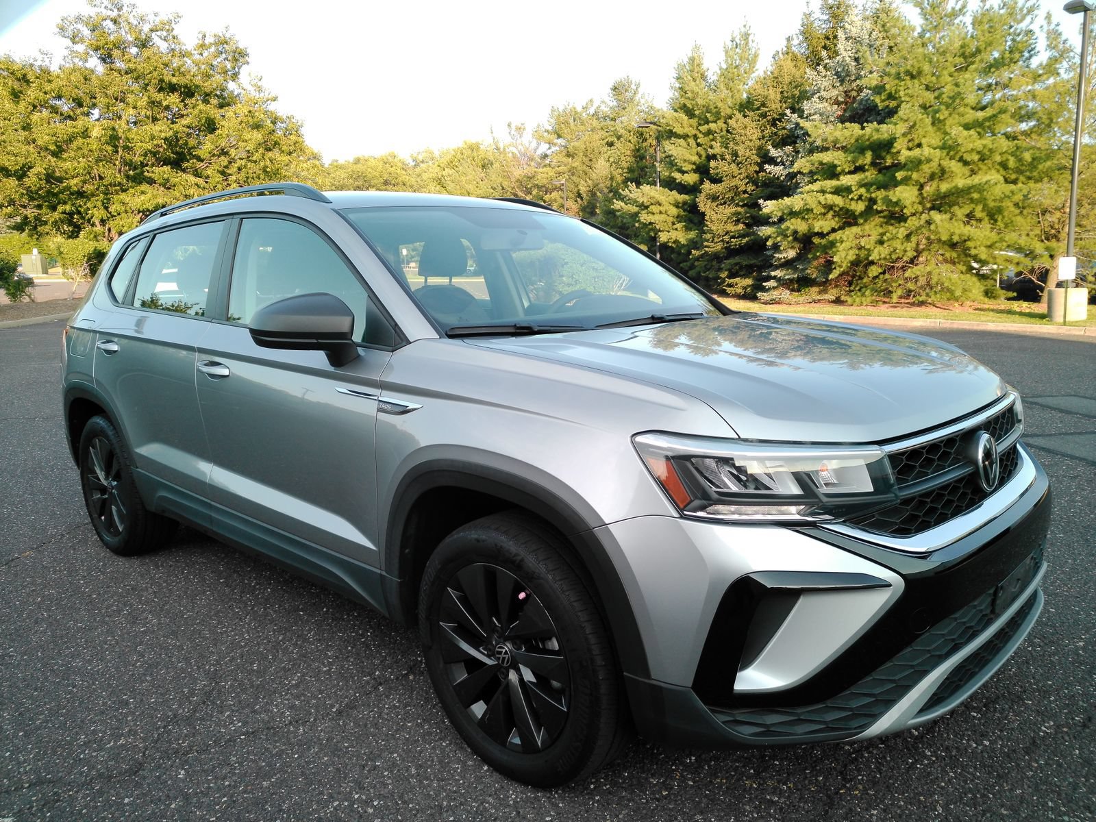 Used 2022 Volkswagen Taos S AWD/4WD image 2