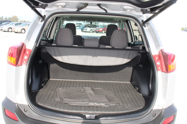 Used 2015 Toyota RAV4 XLE image 14