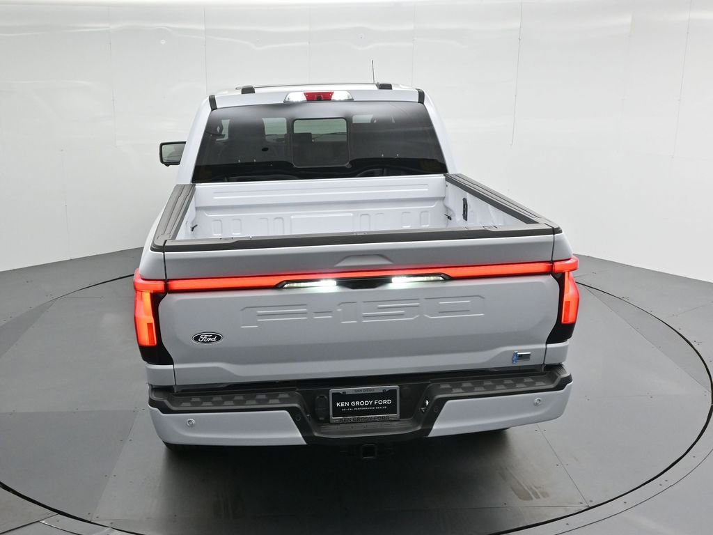 New 2025 Ford F150 Lightning Lariat image 41