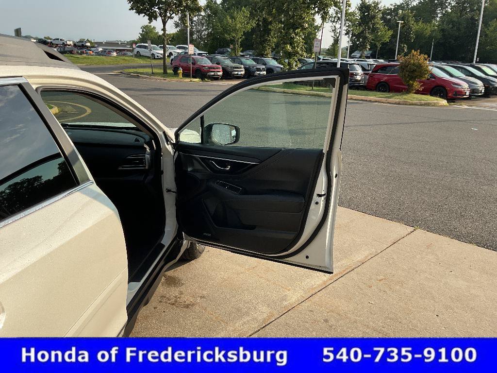 Used 2021 Subaru Outback Limited AWD/4WD image 19