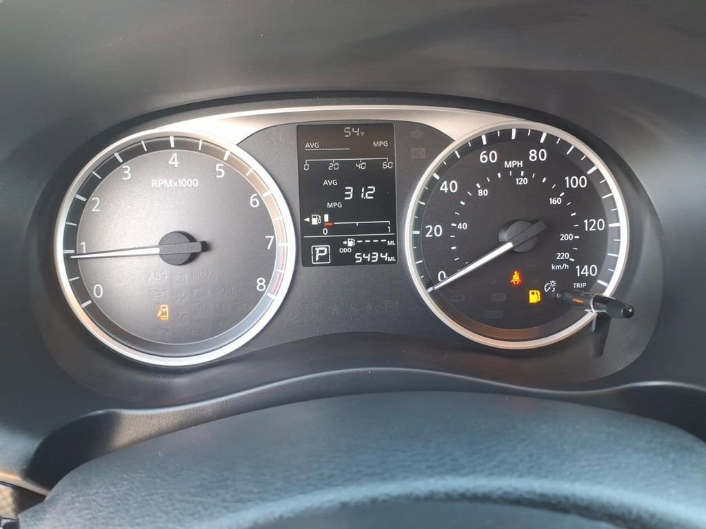 Used 2024 Nissan Kicks S image 18