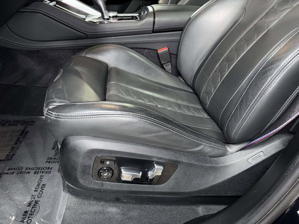 Used 2025 BMW X5 M Competition w/ Executive Package image 3