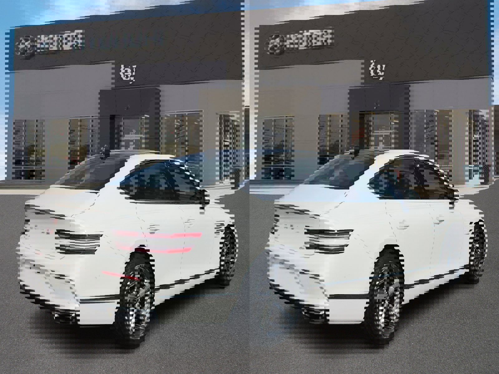 Used 2023 Genesis G80 2.5T w/ Sport Prestige Package image 4