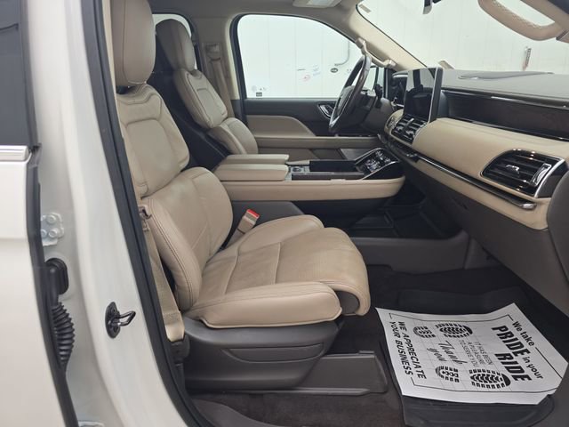 Used 2023 Lincoln Navigator L Reserve image 42