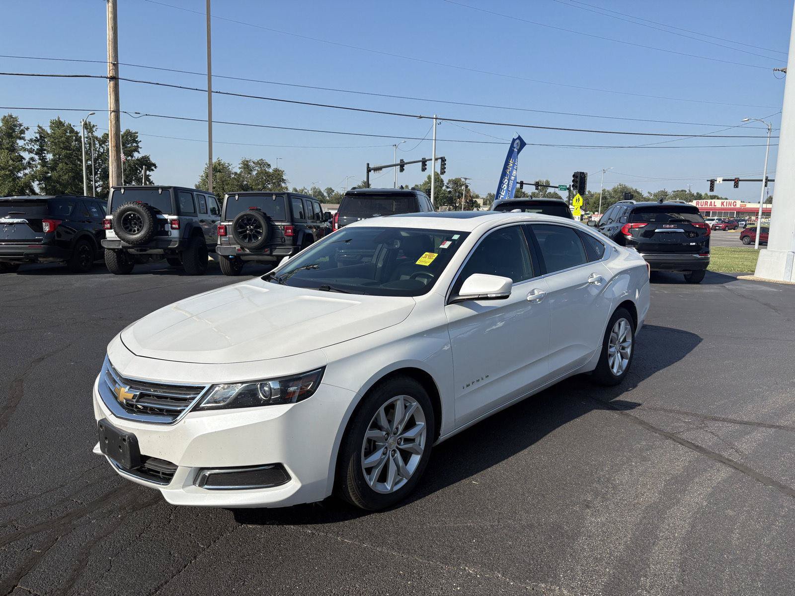 Used 2016 Chevrolet Impala LT w/ Convenience Package FWD image 4