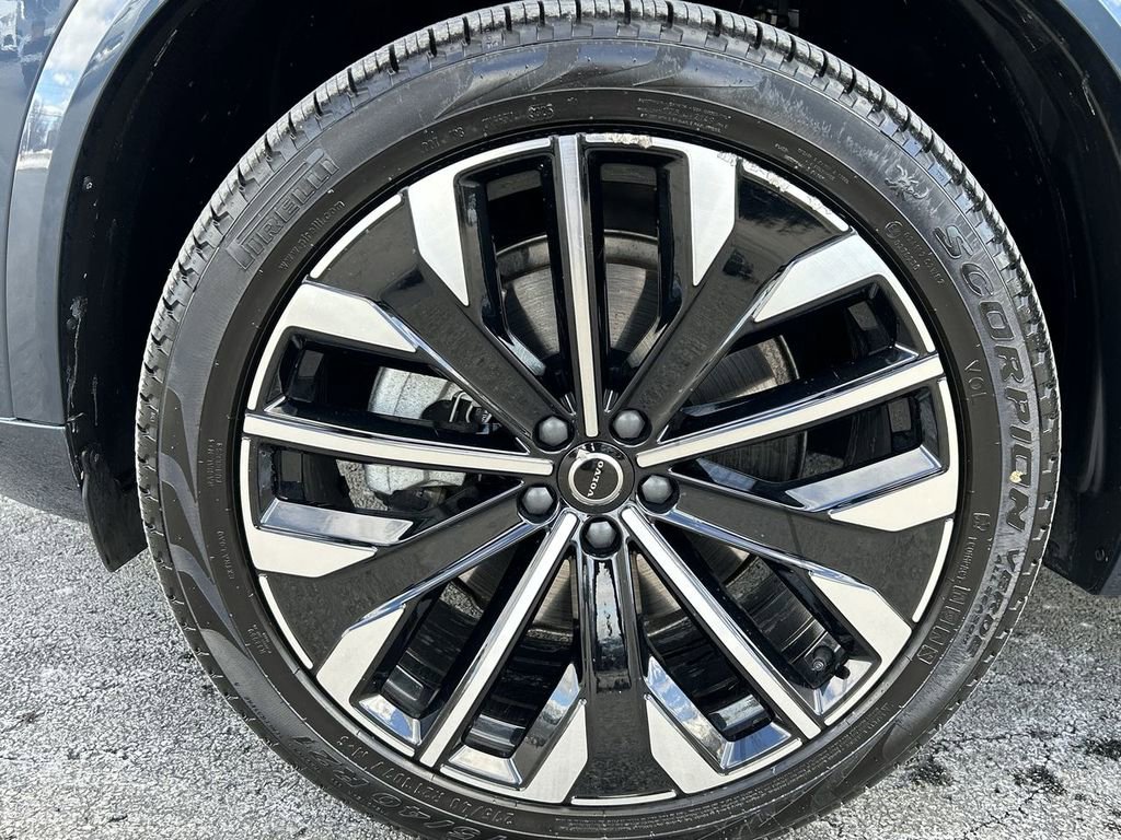 New 2026 Volvo XC90 B6 Ultra w/ Lounge Package image 10