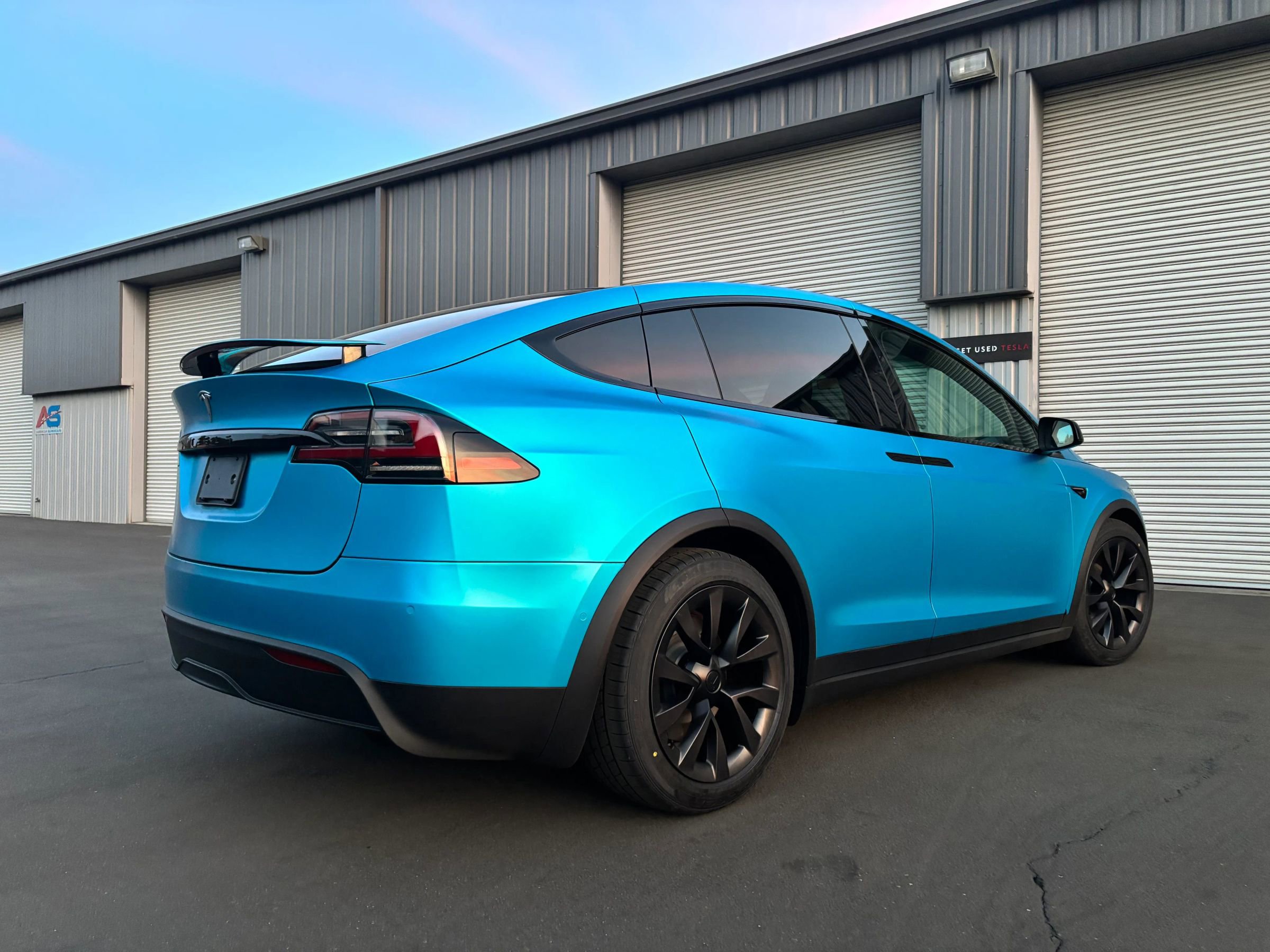 Used 2022 Tesla Model X image 8