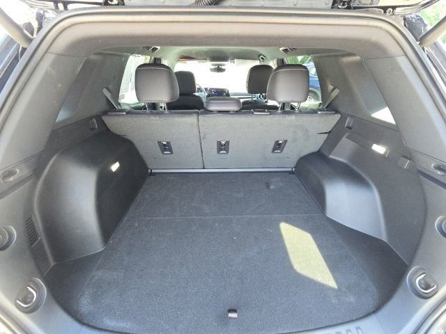 Used 2025 Chevrolet Equinox LT w/ Convenience Package II FWD image 12