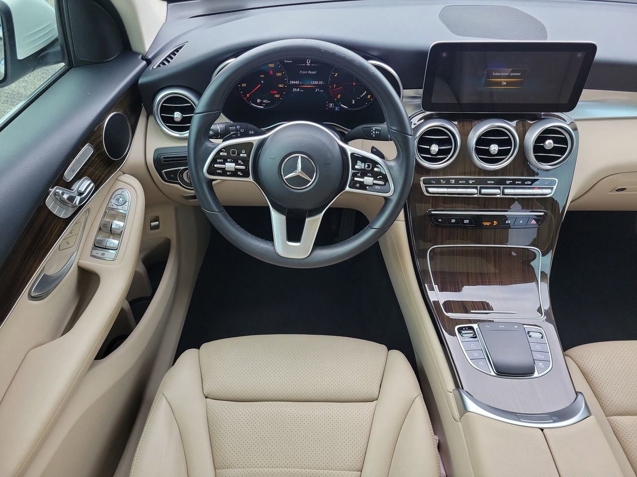 Used 2022 Mercedes-Benz GLC 300 image 13