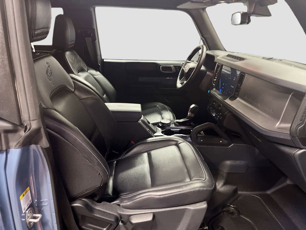 Used 2025 Ford Bronco Badlands image 27