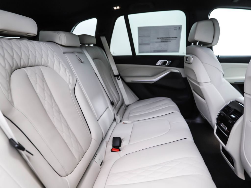 New 2026 BMW X5 xDrive50e w/ Climate Comfort Package image 26