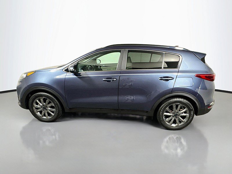 Used 2022 Kia Sportage Nightfall Edition w/ Nightfall Fwd Premium Package image 4
