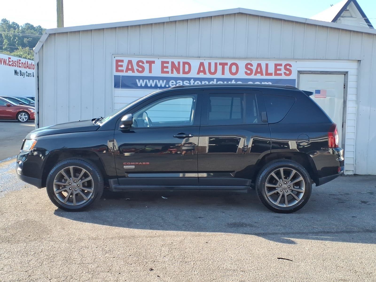Used 2016 Jeep Compass Sport AWD/4WD image 2