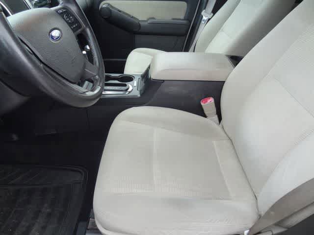 Used 2008 Ford Explorer XLT RWD image 6