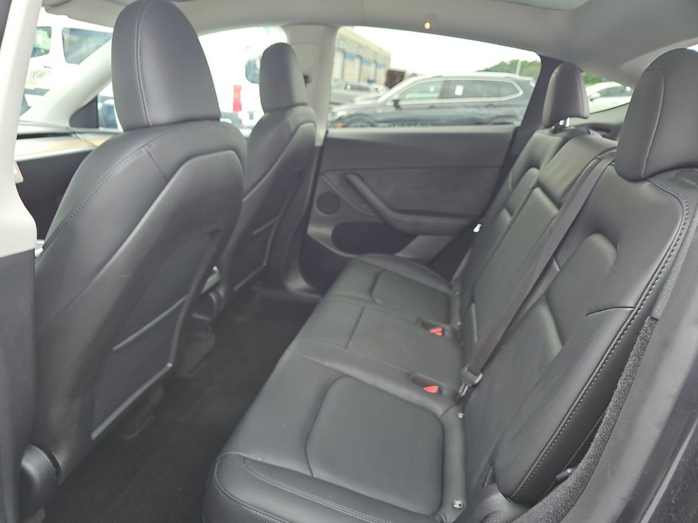 Used 2024 Tesla Model Y Long Range RWD image 14