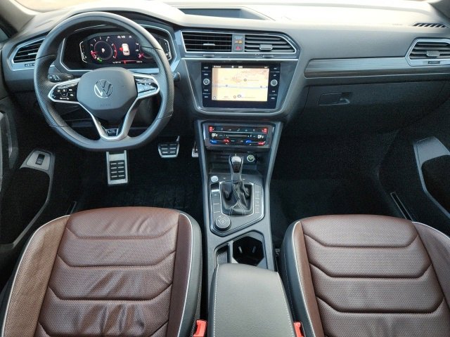 Used 2024 Volkswagen Tiguan SEL R-Line image 13