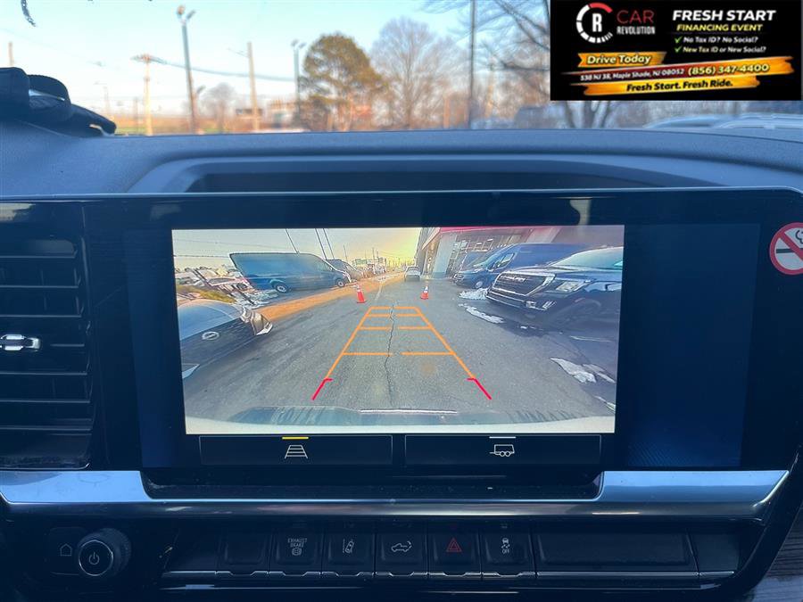 Used 2024 Chevrolet Silverado 2500 LT AWD/4WD image 14